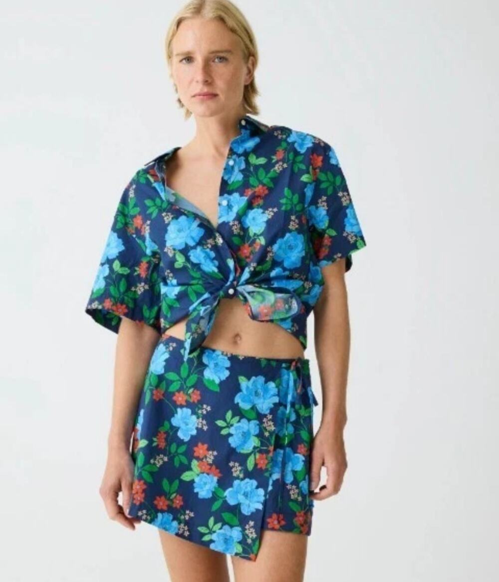 J.Crew Cotton Poplin Short Sleeve Button Up Shirt Blue Floral Vacation Small NWT